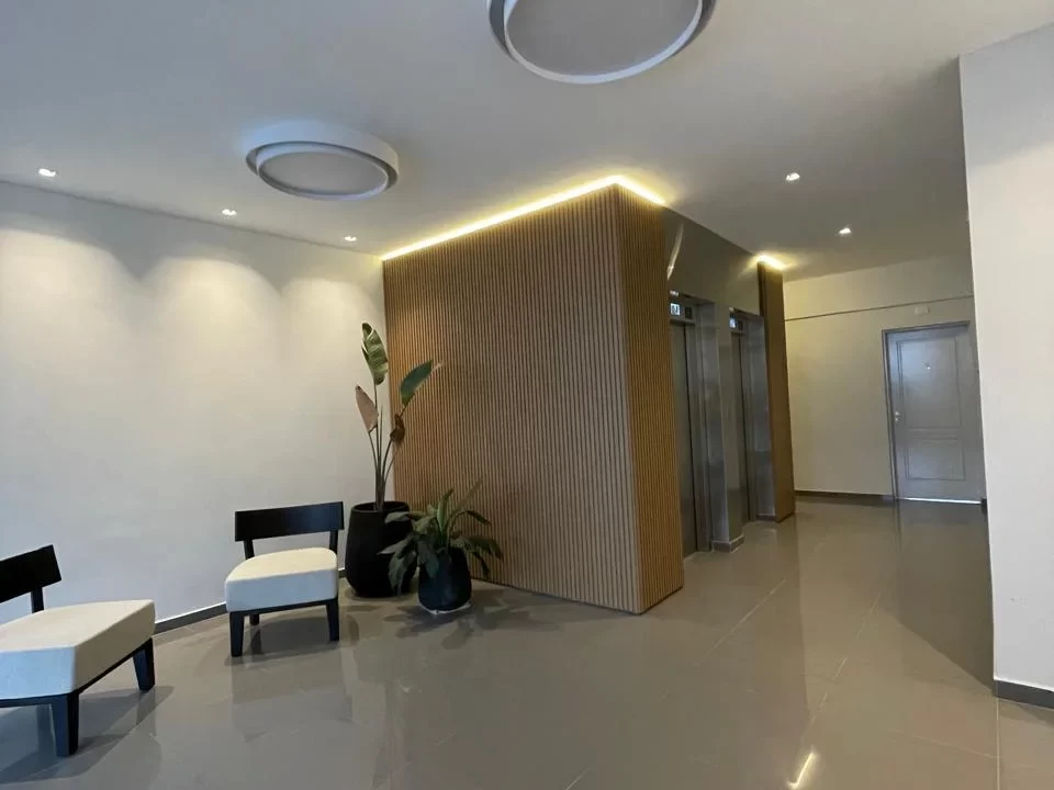 hall edif.santa fe(cochera)